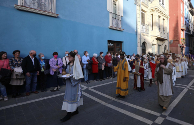Procesión del Santo Entierro de la Semana Santa 2022 en Pamplona.