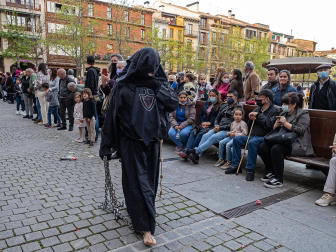 Imágenes de la procesión del Santo Entierro en Estella./