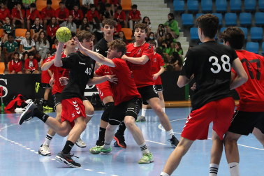 Fotos del VIII Torneo de Semana Santa de Anaitasuna./