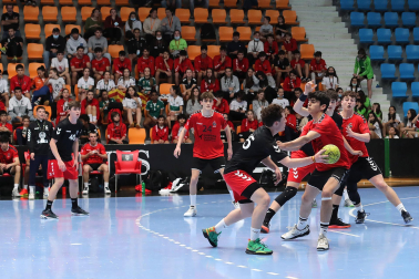 Fotos del VIII Torneo de Semana Santa de Anaitasuna./