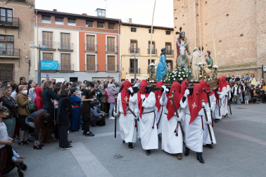 Imágenes de la procesión del Santo Entierro en Corella./