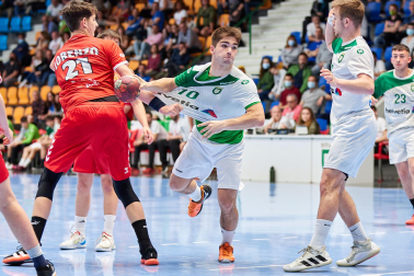 Galería de fotos de las finales del VIII Torneo de Semana Santa de Anaitasuna.