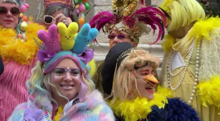 Este desfile de extravagantes sombreros se celebra cada Pascua desde hace más de un siglo