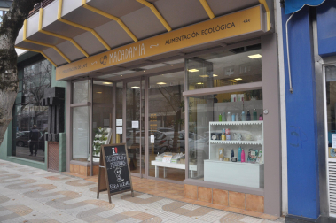 Macadamia, la cafetería y tienda de alimentación ecológica en la calle Monasterio de Aberin de Pamplona