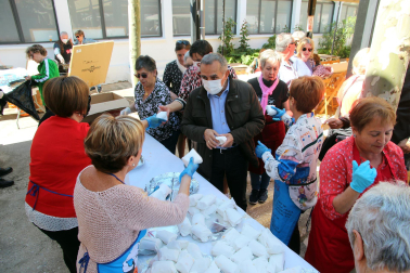 Fotos del concurso de guisos de la Asociación de Jubilados La Ribera de Tudela.