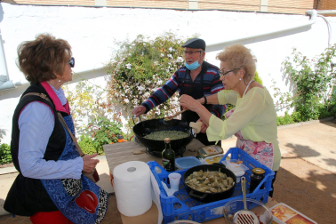 Fotos del concurso de guisos de la Asociación de Jubilados La Ribera de Tudela.