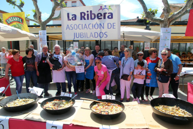 Fotos del concurso de guisos de la Asociación de Jubilados La Ribera de Tudela.