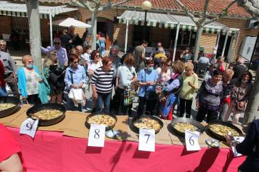 Fotos del concurso de guisos de la Asociación de Jubilados La Ribera de Tudela.