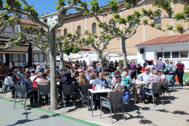 Fotos del concurso de guisos de la Asociación de Jubilados La Ribera de Tudela.