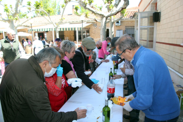 Fotos del concurso de guisos de la Asociación de Jubilados La Ribera de Tudela.