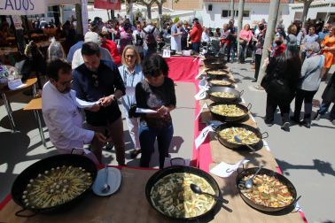 Fotos del concurso de guisos de la Asociación de Jubilados La Ribera de Tudela.