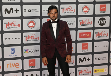 Blanco y negro, lentejuejas y mucho glamour en la alfombra roja de los Premios Platino
