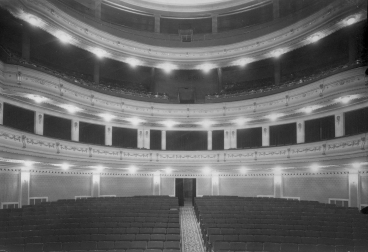 Interior del Teatro Gayarre después de la reforma en 1953