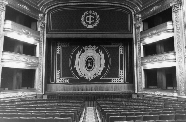 Interior del Teatro Gayarre en 1969.