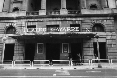 Fachada del Teatro Gayarre en 1984