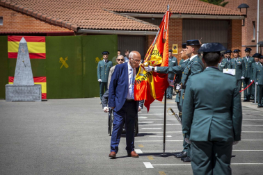 Fotos del acto por el 178º aniversario de la creación de la Guardia Civil celebrado en Pamplona.