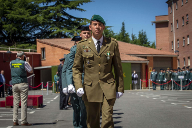 Fotos del acto por el 178º aniversario de la creación de la Guardia Civil celebrado en Pamplona.