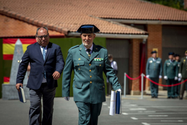 Fotos del acto por el 178º aniversario de la creación de la Guardia Civil celebrado en Pamplona.