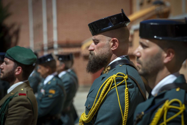 Fotos del acto por el 178º aniversario de la creación de la Guardia Civil celebrado en Pamplona.