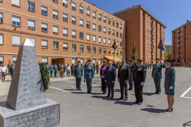 Fotos del acto por el 178º aniversario de la creación de la Guardia Civil celebrado en Pamplona.