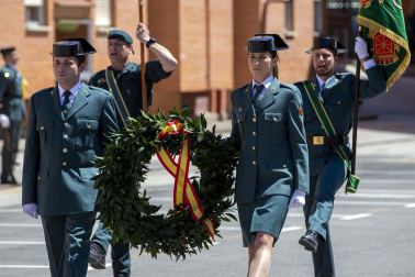 Fotos del acto por el 178º aniversario de la creación de la Guardia Civil celebrado en Pamplona.