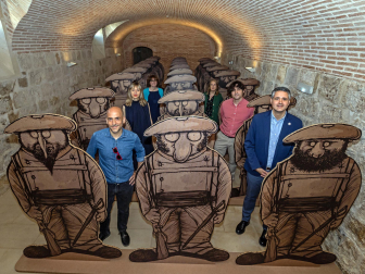 Exposición 'Carliscaturas: el humor como trinchera', de César Oroz, en el Museo del Carlismo de Estella.