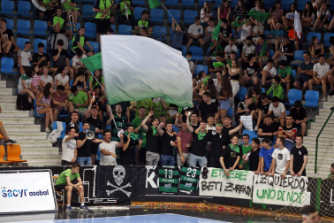 Fotos del Helvetia Anaitasuna-Logroño