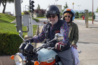 Participantes en la carrera de motos clásicas