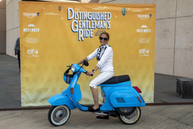 Participantes en la carrera de motos clásicas
