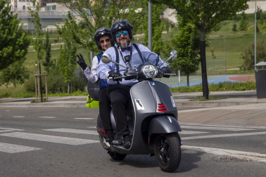 Participantes en la carrera de motos clásicas