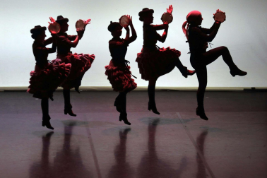 Muestra fin de curso de la Escuela de Danza de Navarra