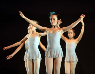 Muestra fin de curso de la Escuela de Danza de Navarra