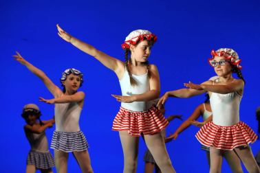 Muestra fin de curso de la Escuela de Danza de Navarra