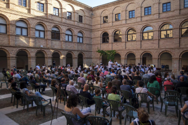 Alumnos de la Escuela-Conservatorio Fernando Remacha.