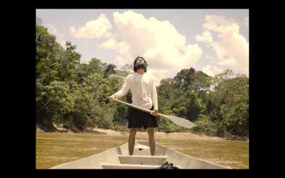 Telmo Ibarburu, surcando el río Amazonas