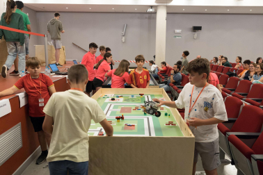 Fase regional de la Olimpiada robótica celebrada en la UPNA de Tudela