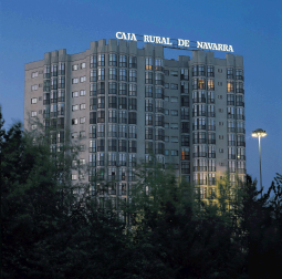 Sede central de Caja Rural de Navarra en Pamplona