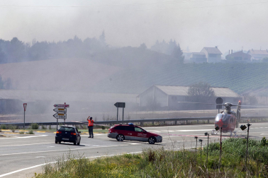 Fotos del incendio producido entre Obanos y Legarda.