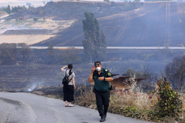 Fotos del incendio producido entre Obanos y Legarda.