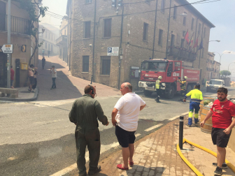 Intenso humo este mediodía en San Martín de Unx.
