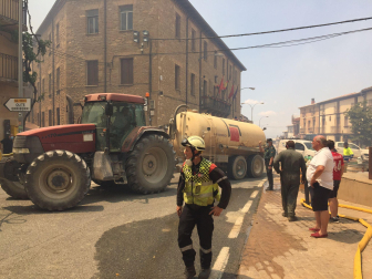 Intenso humo este mediodía en San Martín de Unx.