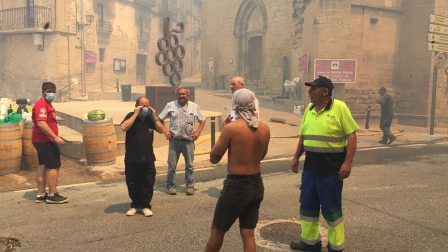 Intenso humo este mediodía en San Martín de Unx.
