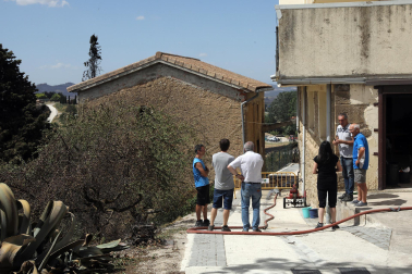 Fotos de los efectos de los incendios en Obanos, Puente la Reina, Legarda, Undiano y Astráin.