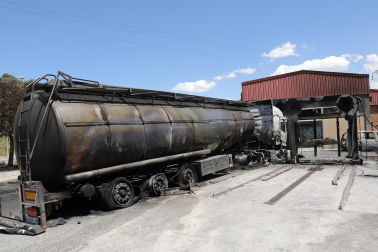 Fotos de los efectos de los incendios en Obanos, Puente la Reina, Legarda, Undiano y Astráin.