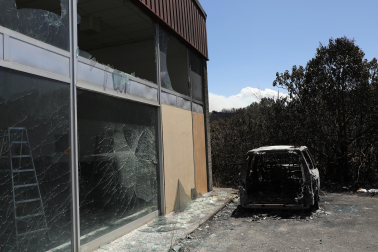 Fotos de los efectos de los incendios en Obanos, Puente la Reina, Legarda, Undiano y Astráin.