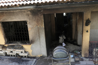 Fotos de los efectos de los incendios en Obanos, Puente la Reina, Legarda, Undiano y Astráin.