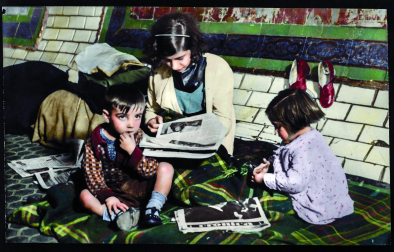 Niños refugiados en el metro de Madrid en 1936.