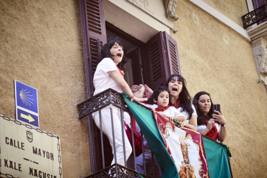 Procesión en honor a San Fermín por las calles del Casco Antiguo de Pamplona el 7 de julio de 2022.