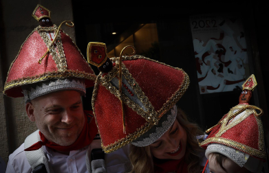 Los pamploneses han honrado a San Fermín en la procesión de este jueves, 7 de julio de 2022.