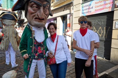 La Comparsa de Gigantes y Cabezudos, en las calles de Pamplona el 7 de julio 2022.